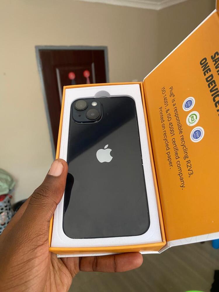 iPhone 14 Yellow 128GB (Unlocked) – Plug