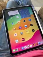 iPad Air M2 (6th Gen, 11-Inch) 128GB Starlight (Wifi) – Plug