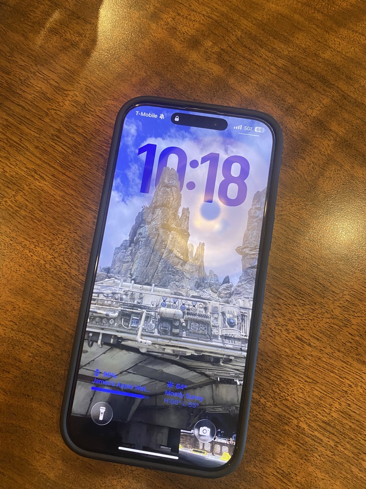 iPhone 16 Pro Max Black Titanium 1TB (Unlocked) – Plug