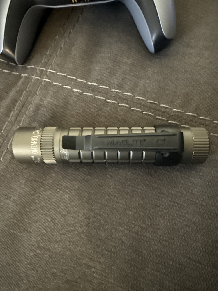 MagTac LED Plain Bezel Flashlight – Maglite