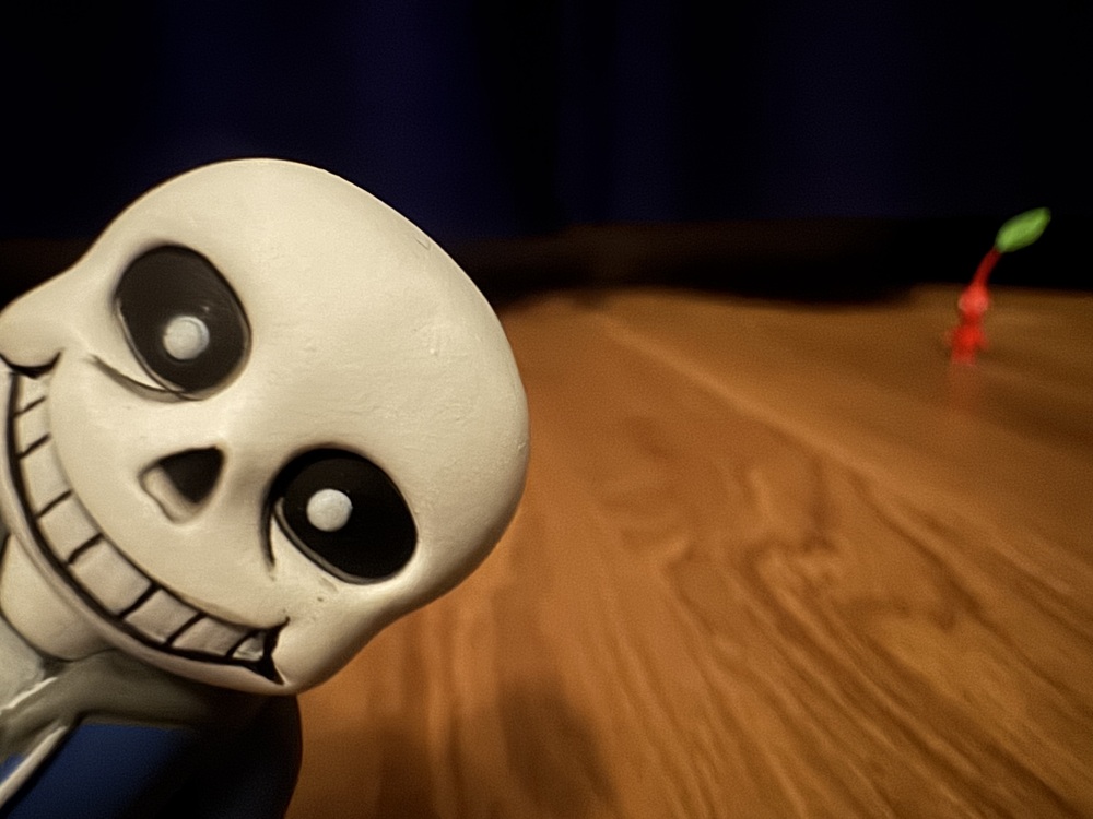 UNDERTALE - Sans Inaction Figure - Fangamer