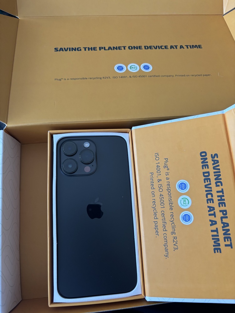 iPhone 14 Pro Max Space Black 256GB (Unlocked) – Plug
