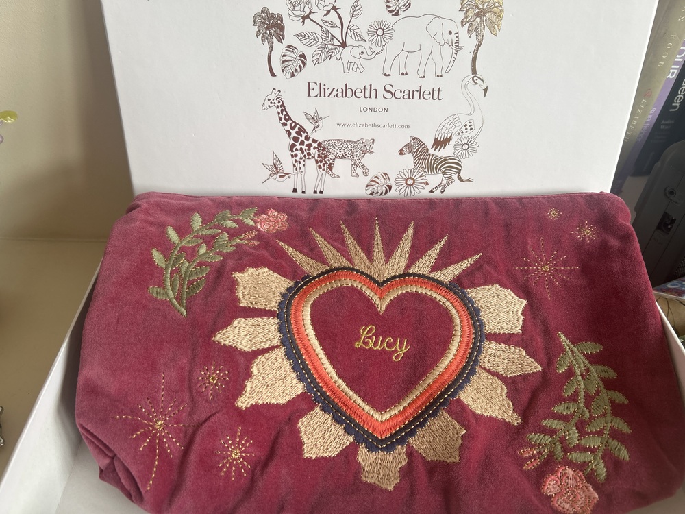 【新品】Elizabeth Scarlett Sacred Heart ポーチ Enchanted Heart Everyday Pouch – Elizabeth Scarlett