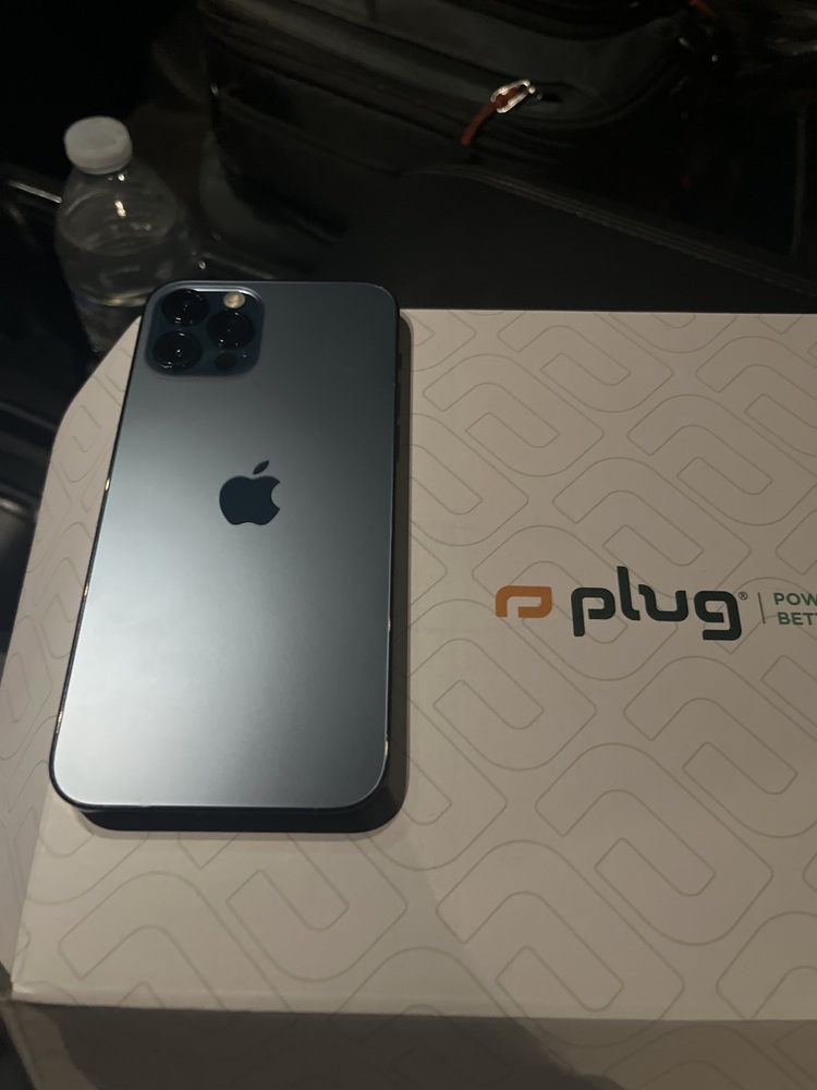 iPhone 12 Pro Graphite 256GB (Unlocked) – Plug