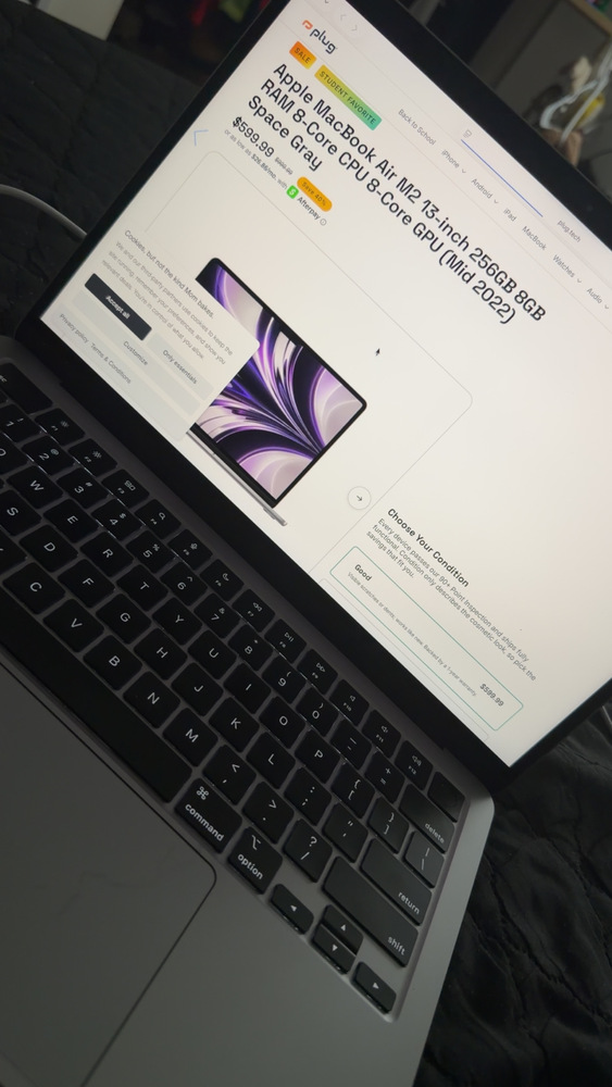 Apple MacBook Air M2 13-inch 256GB 8GB RAM 8-Core CPU 8-Core GPU
