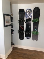 Vertical snowboard wall online mount