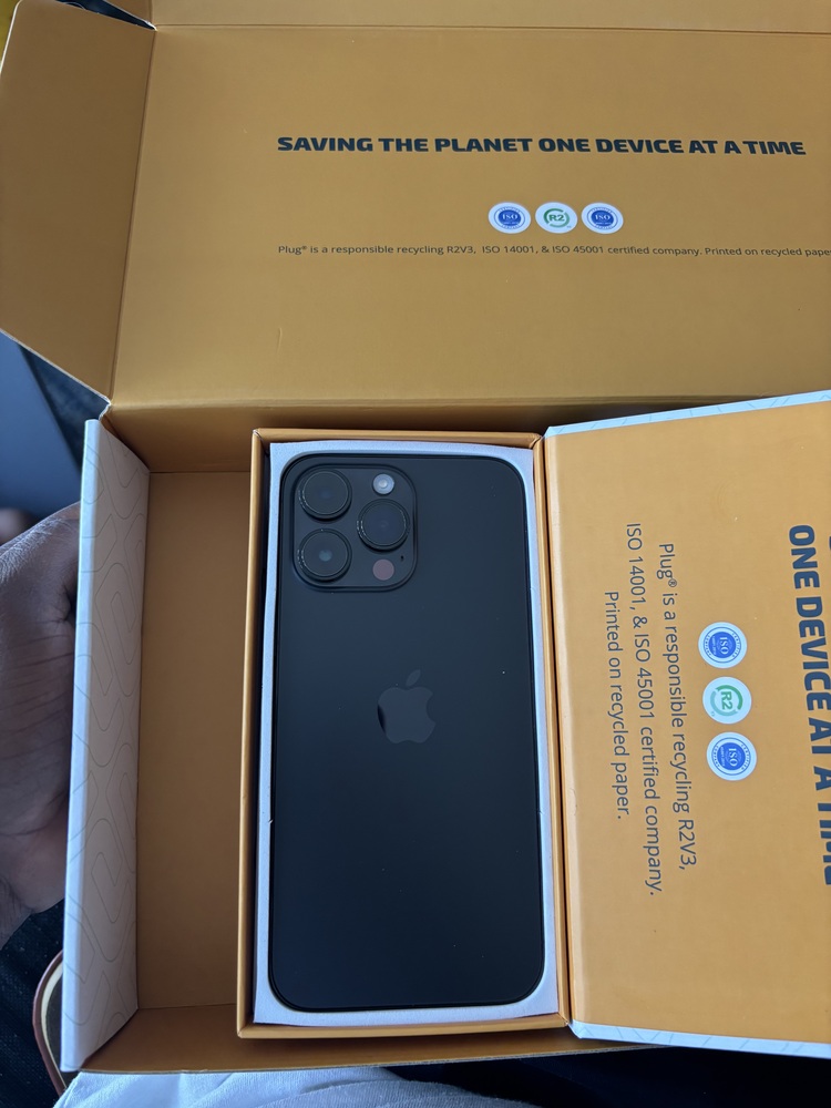 iPhone 14 Pro Max Space Black 128GB (Unlocked) – Plug