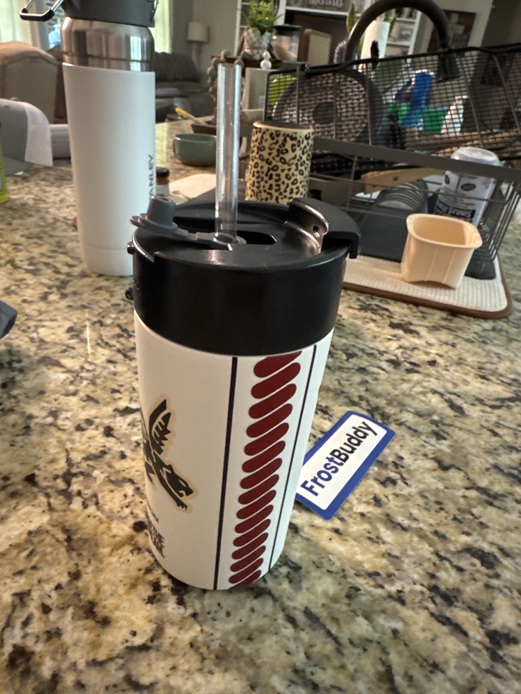 Universal Buddy Drinking Lid with Straw