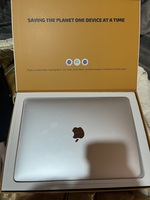 Apple MacBook Air M1 13-inch 256GB 8-Core CPU 7-Core GPU (Late