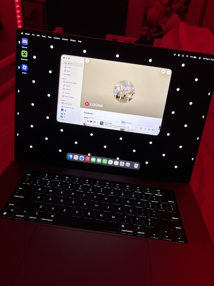 Apple MacBook Pro M1 8-Core GPU 8-Core GPU 256GB SSD 8GB RAM