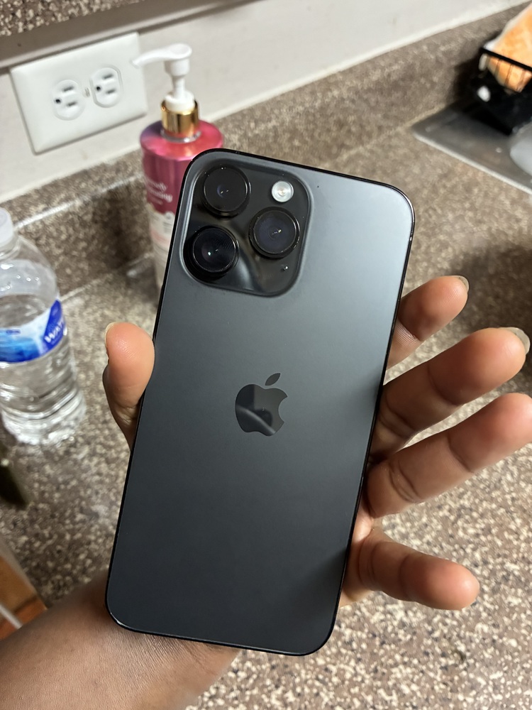 iPhone 14 Pro Max Space Black 128GB (Unlocked) – Plug