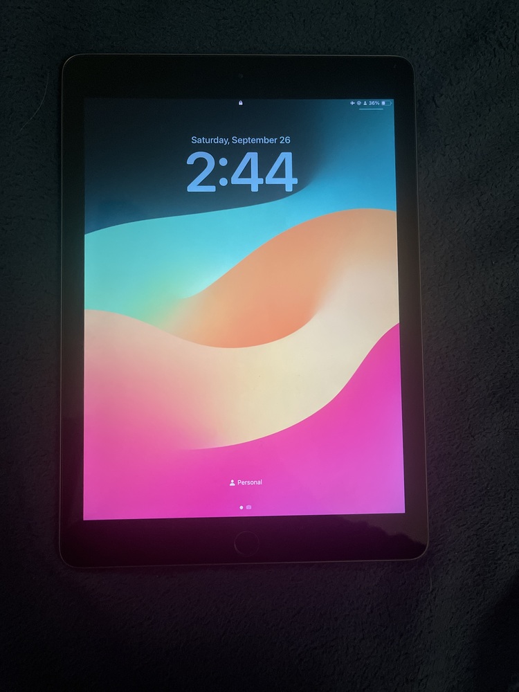 iPad 9.7