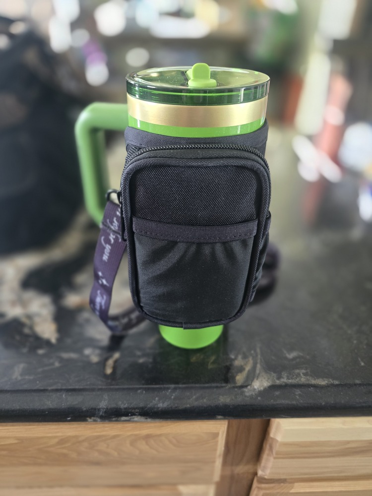 Thicc Buddy 40oz | Crossbody Bag – Frost Buddy