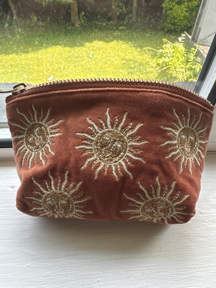 【Elizabeth Scarlett】Sun Goddess コインケース Rebirth Sun Goddess Frill Tote – Elizabeth Scarlett