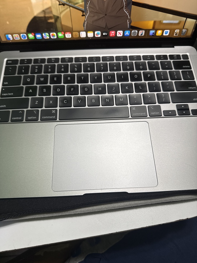 Apple MacBook Air M3 13-inch 256GB 8GB RAM 8-Core CPU 10-Core GPU