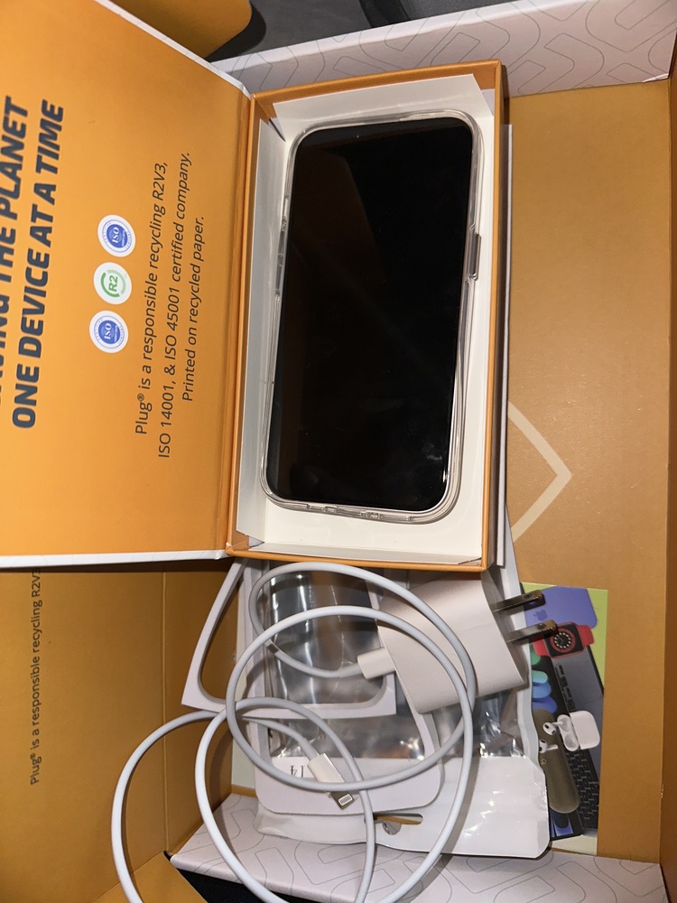 iPhone 14 Midnight 256GB (Unlocked) – Plug