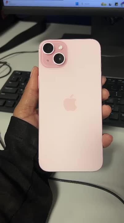 iPhone 15 Plus Pink 128GB (Unlocked) – Plug
