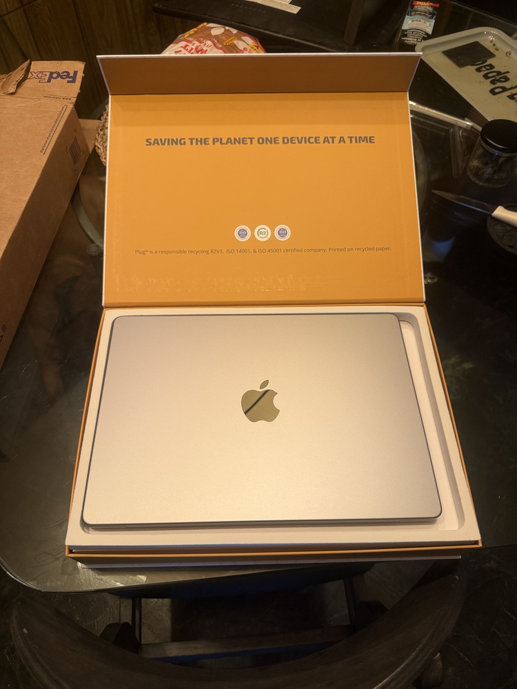 Apple MacBook Pro Intel i7 2.3GHZ 16GB RAM 13