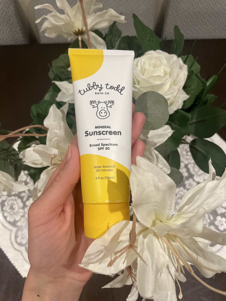 tobacco sunscreen The Silk SPF 50 Weightless Mineral Sunscreen - Tatcha 23 Best Sunscreens for Dark