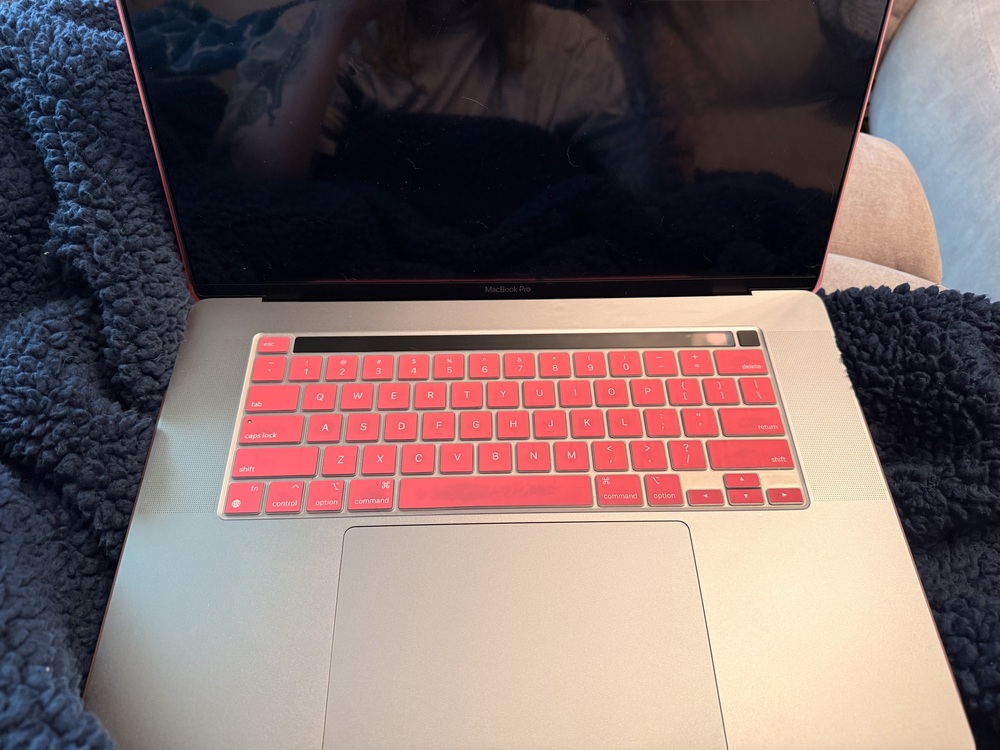 Apple MacBook Pro M2 13-inch 512GB 8-Core CPU 10-Core GPU (Mid