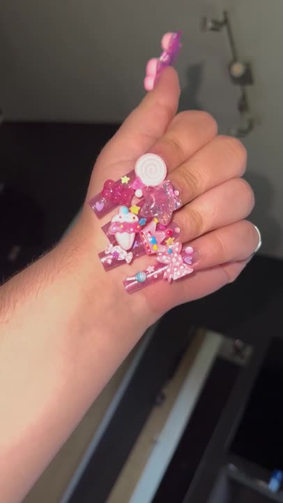 Kawaii in Square - Shibuya - XXL Small – Pink Friday Nails